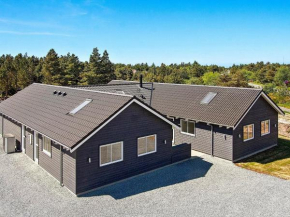 16 person holiday home in Bl vand
